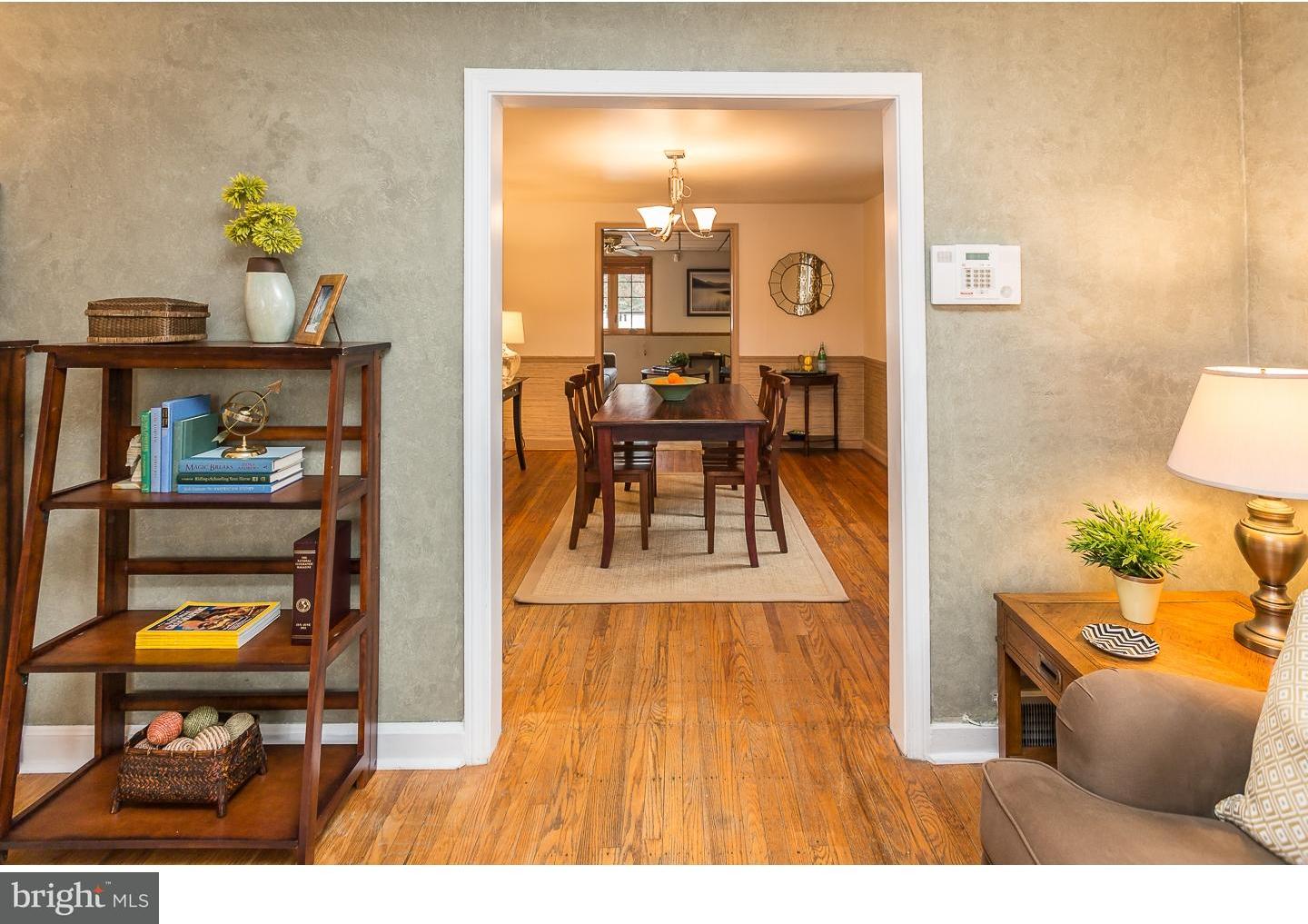 508 Holmes Road Morton, PA 19070 - Photo 4 of 25 Dining Room