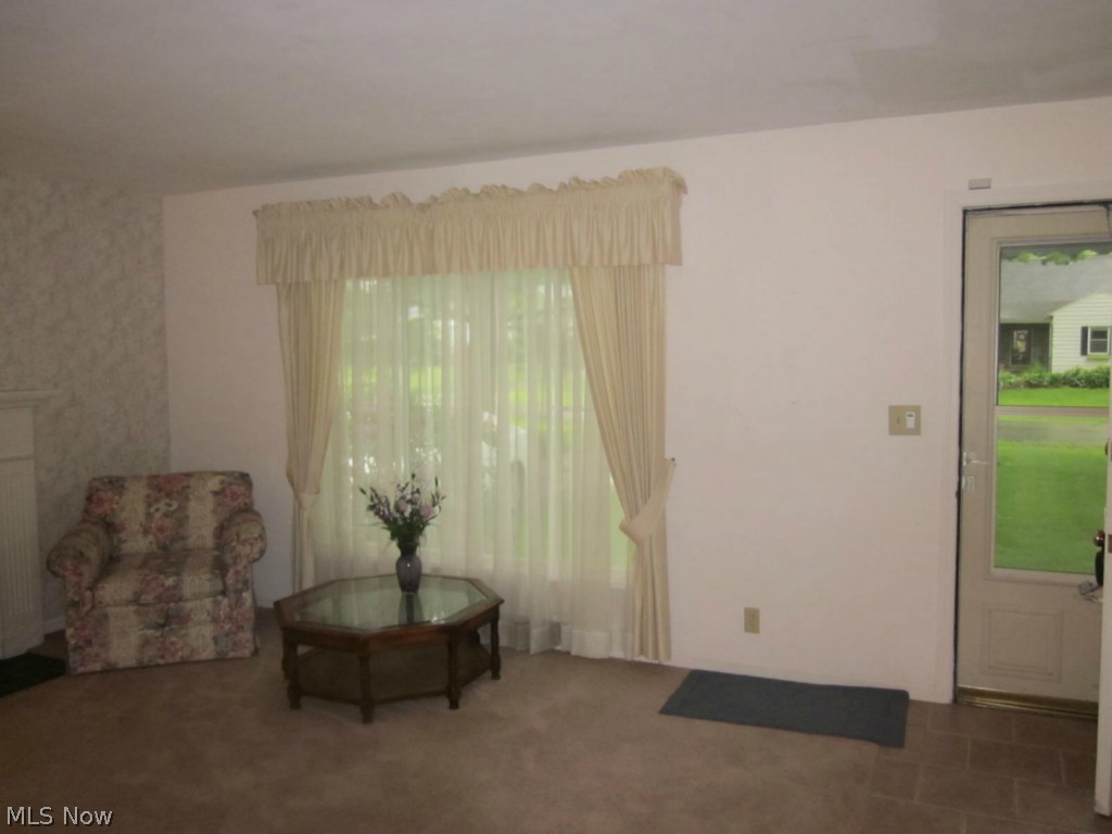 1946 Stabler Road Akron, OH 44313 - Photo 3 of 14 Gallery Image 3