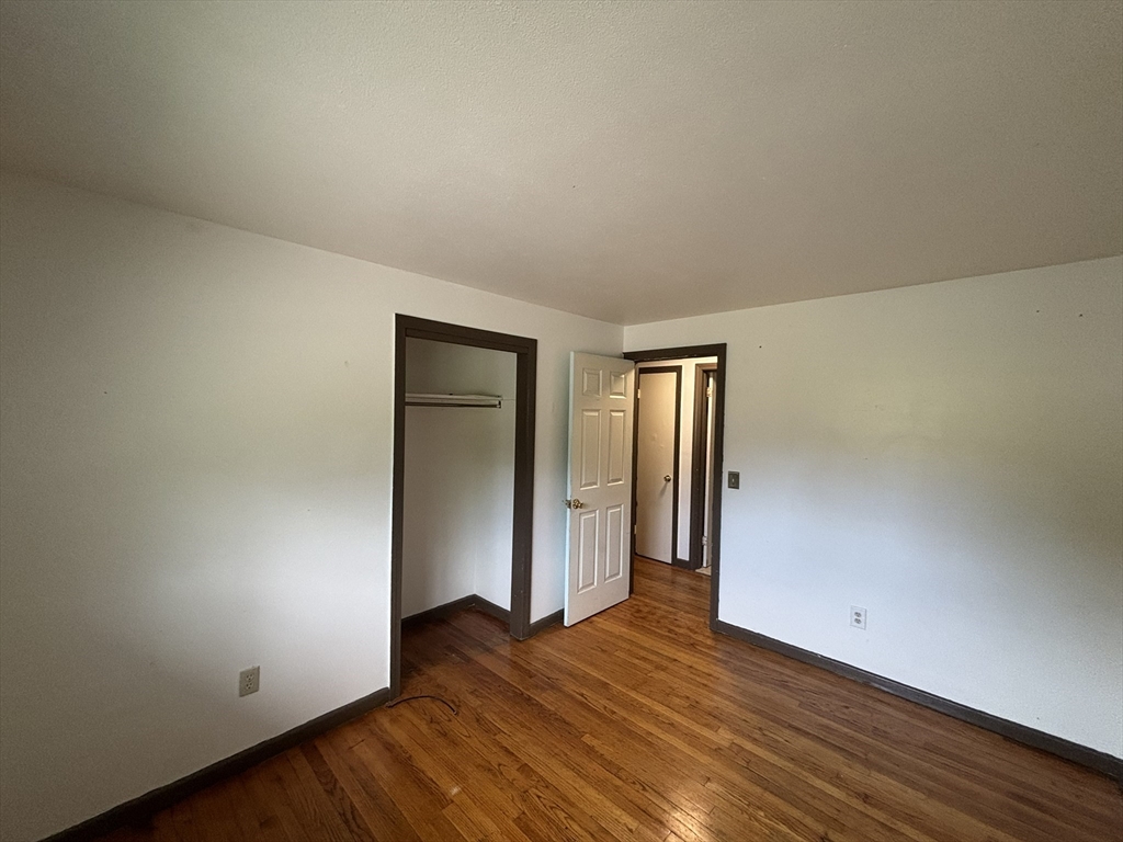 39 Huntington Road Hadley, MA 01035 - Photo 17 of 25