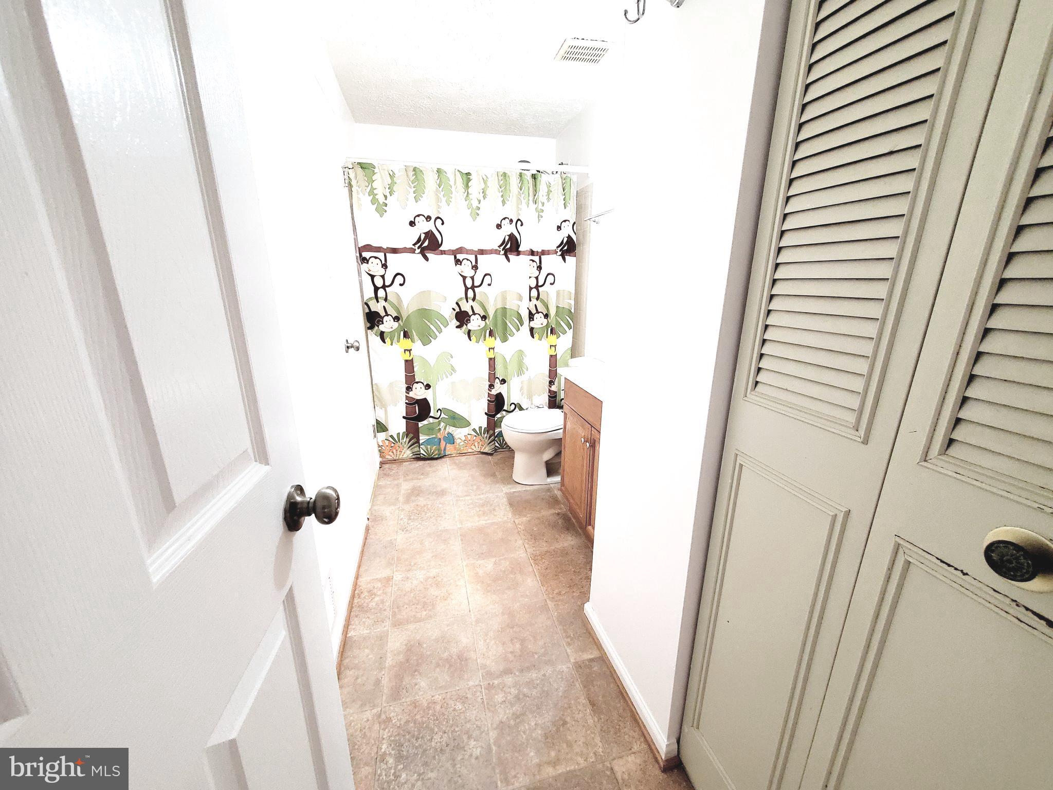 6935 Villa-Del-Rey Court Springfield, VA 22150 - Photo 34 of 43 Gallery Image 34