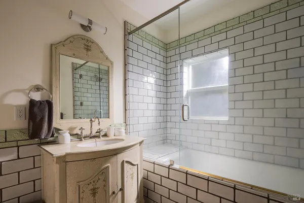 $4,395,000 | 905 Charter Oak Avenue, St. Helena, CA 94574