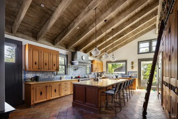 $4,395,000 | 905 Charter Oak Avenue, St. Helena, CA 94574