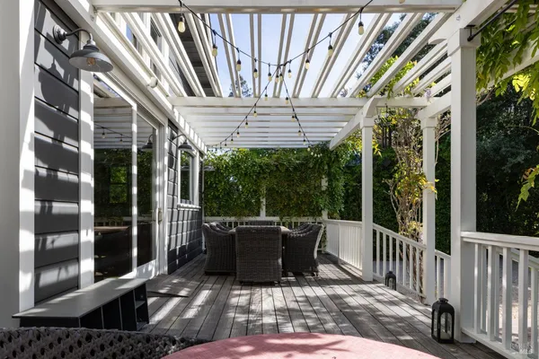 $4,395,000 | 905 Charter Oak Avenue, St. Helena, CA 94574