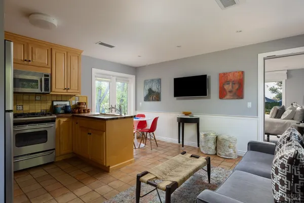 $4,395,000 | 905 Charter Oak Avenue, St. Helena, CA 94574