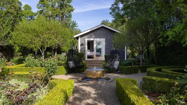 $4,395,000 | 905 Charter Oak Avenue, St. Helena, CA 94574