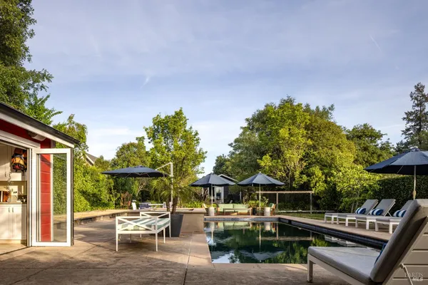 $4,395,000 | 905 Charter Oak Avenue, St. Helena, CA 94574
