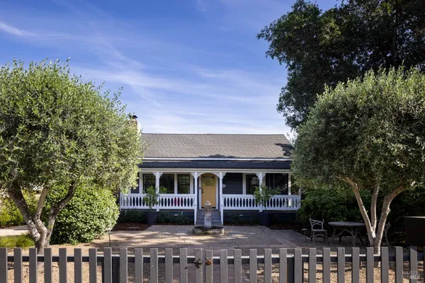$4,395,000 | 905 Charter Oak Avenue, St. Helena, CA 94574