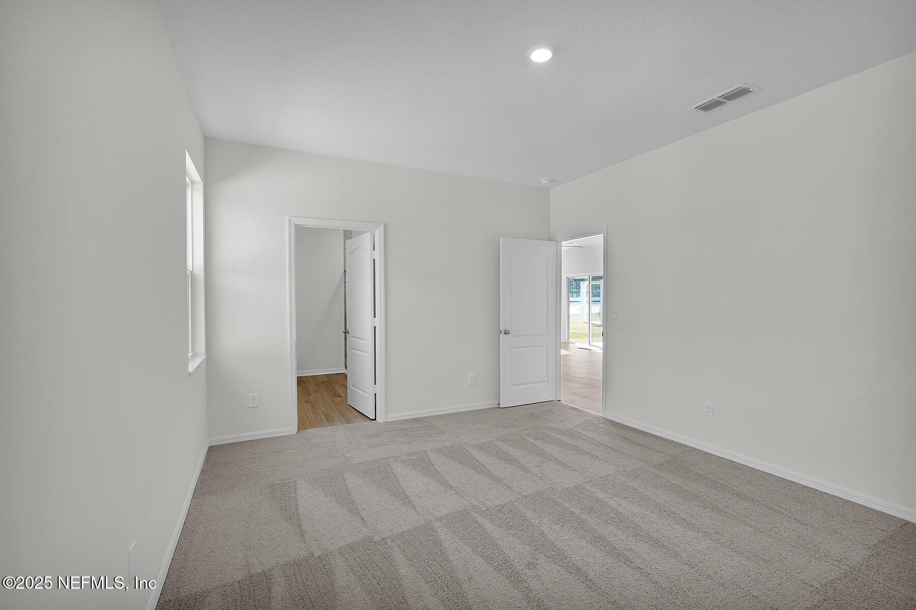 6942 Myrtle Oak Road Jacksonville, FL 32219 - Photo 17 of 26 Florida_Four Winds_L_016