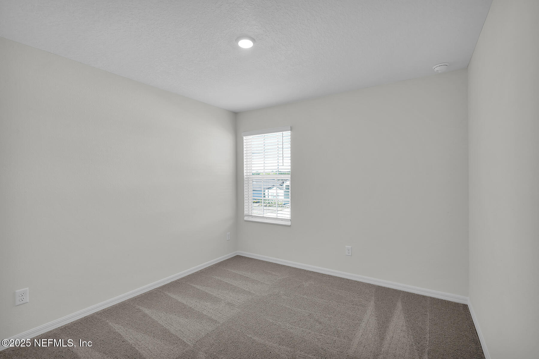 6942 Myrtle Oak Road Jacksonville, FL 32219 - Photo 22 of 26 Florida_Four Winds_L_021