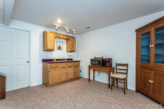 $350,000 | 40 Ridge Street, Moro, IL 62067