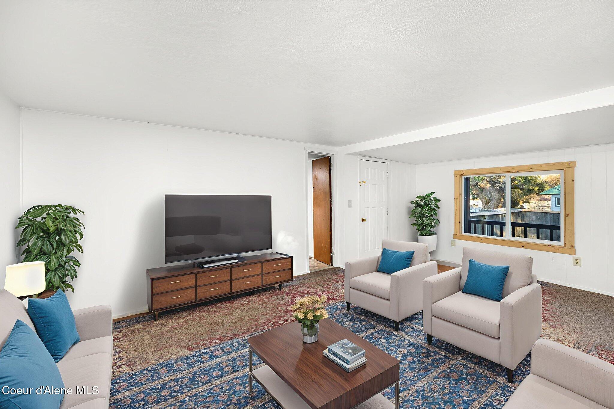 313 4th Street Ponderay, ID 83852 - Photo 13 of 51 29-web-or-mls-DSC_8960 virtually staged