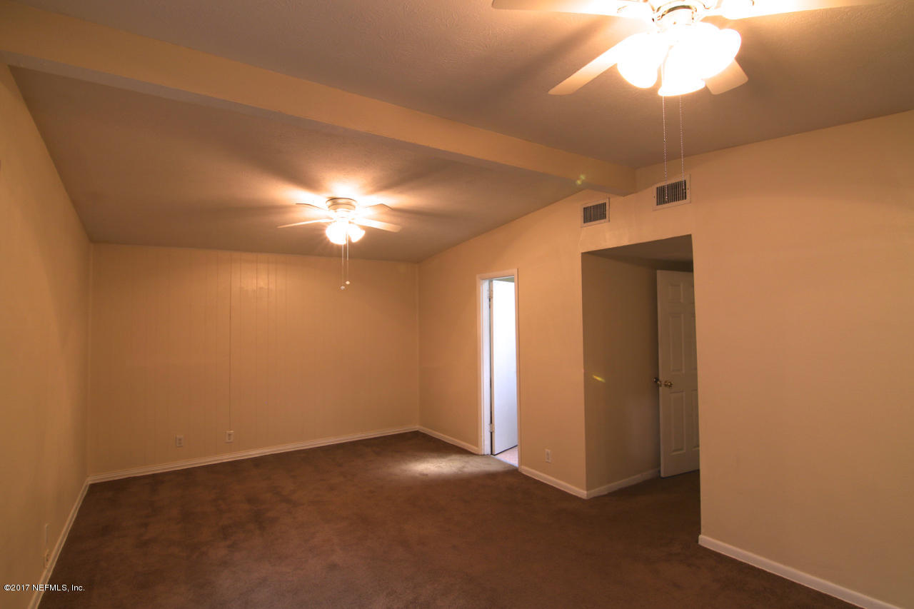 8447 Lone Star Road Jacksonville, FL 32211 - Photo 11 of 19 11