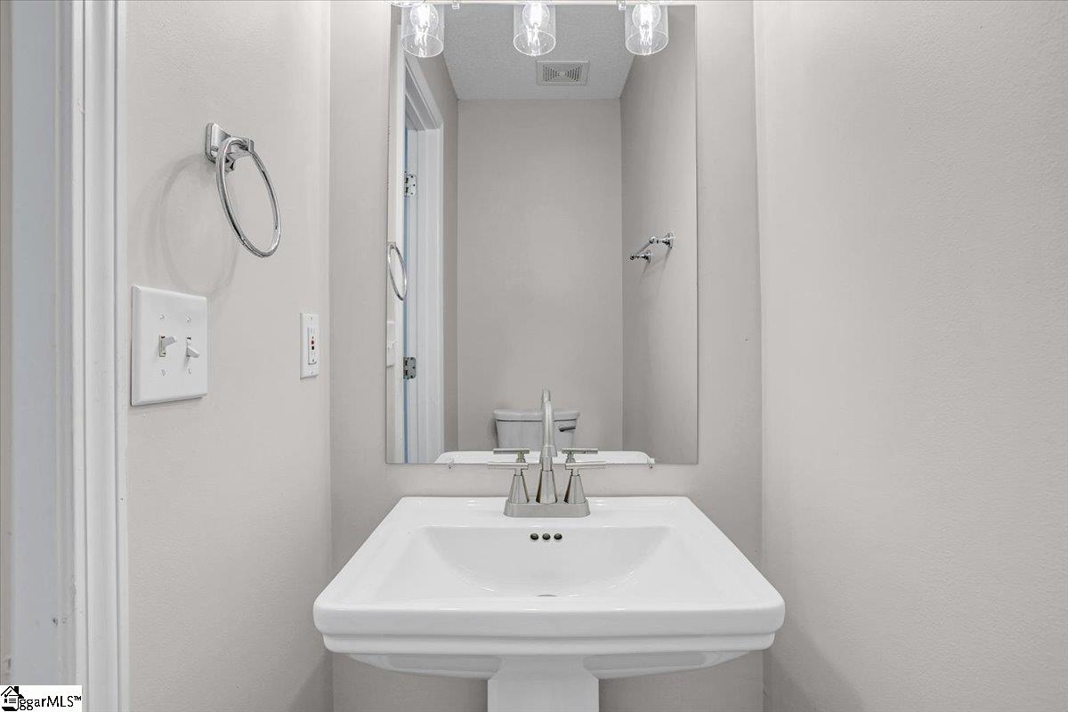 108 Mountain Side Way Greenville, SC 29609 - Photo 14 of 27