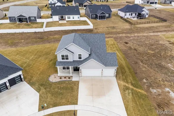 $720,000 | 809 Golden Bell Lane, O'Fallon, IL 62269