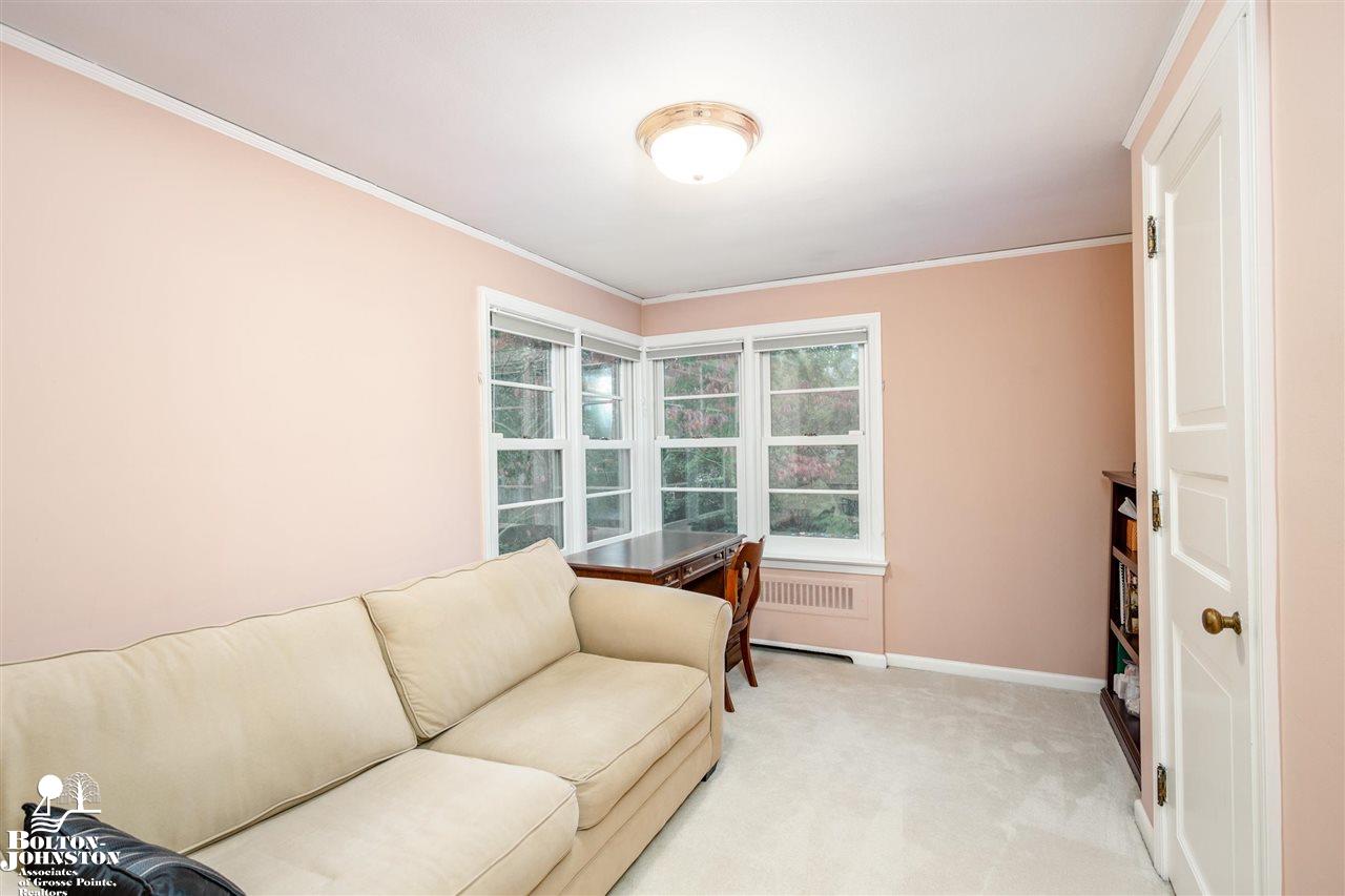 193 Merriweather Road Grosse Pointe Farms, MI 48236 - Photo 37 of 68