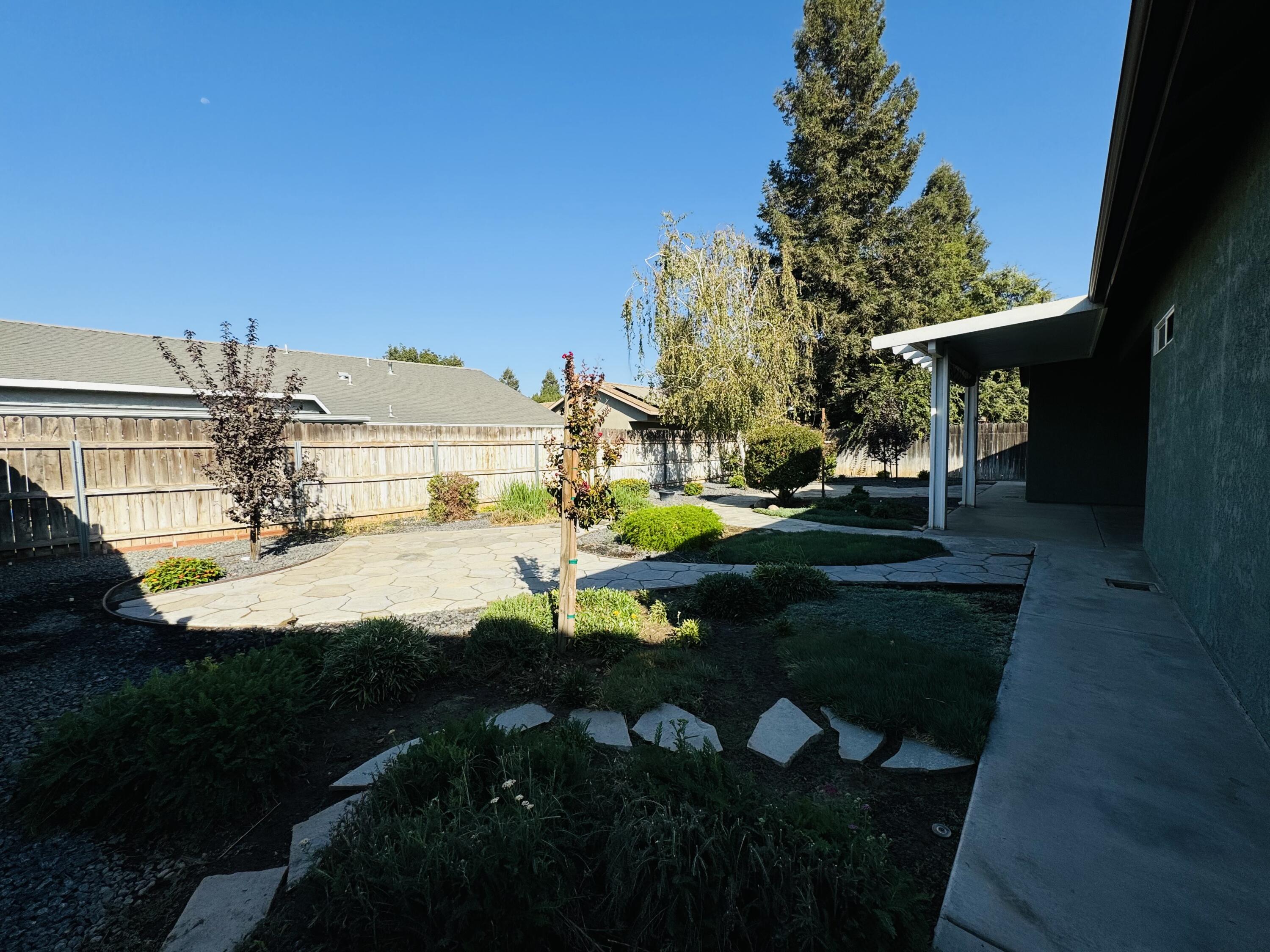 662 Leta Mae Court Exeter, CA 93221 - Photo 30 of 36 925394A2-3BCF-4E93-8F76-D7DCE2D0F685_1_2