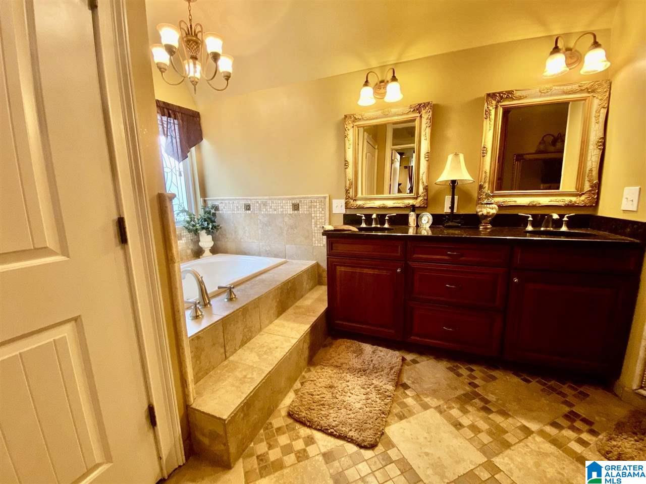 1091 Cedar Creek Road Sylacauga, AL 35151 - Photo 17 of 36