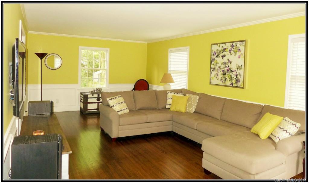 6025 Gate Post Road Charlotte, NC 28211 - Photo 5 of 20 Gallery Image 5