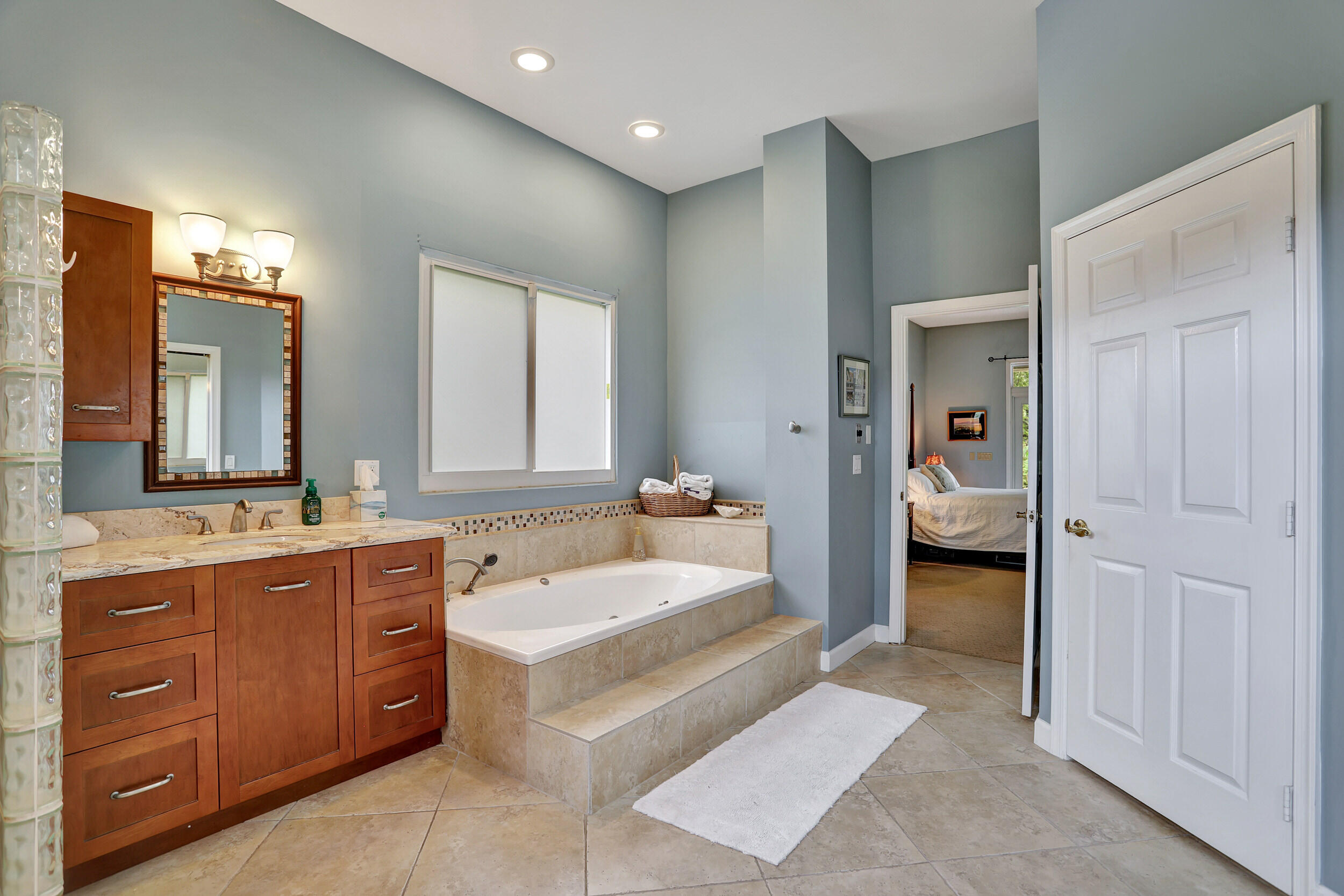 1140 Southwest 21st Lane Boca Raton, FL 33486 - Photo 17 of 73 22227415