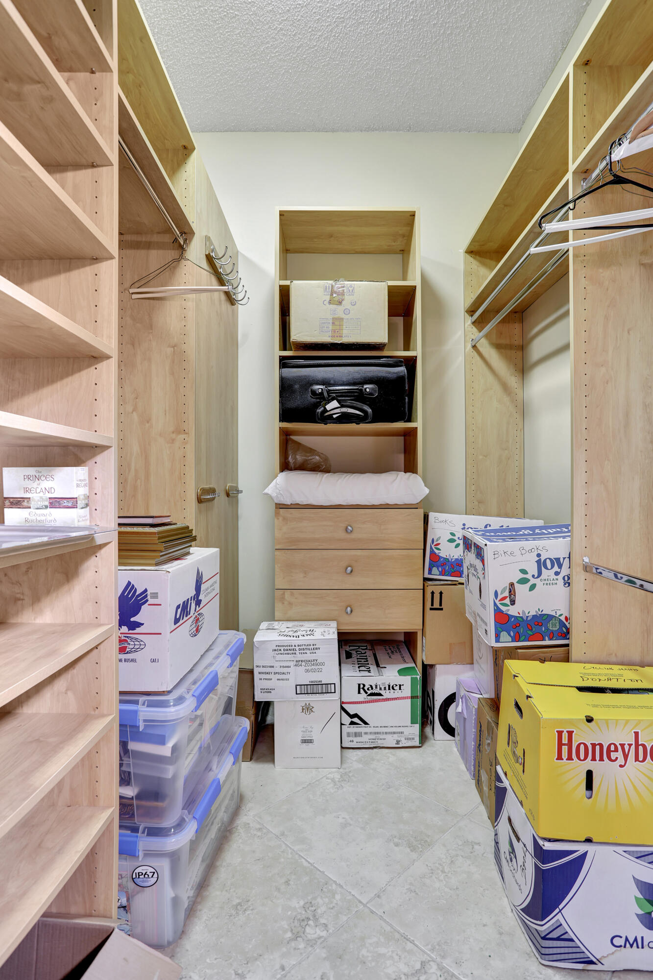 1140 Southwest 21st Lane Boca Raton, FL 33486 - Photo 18 of 73 22227420