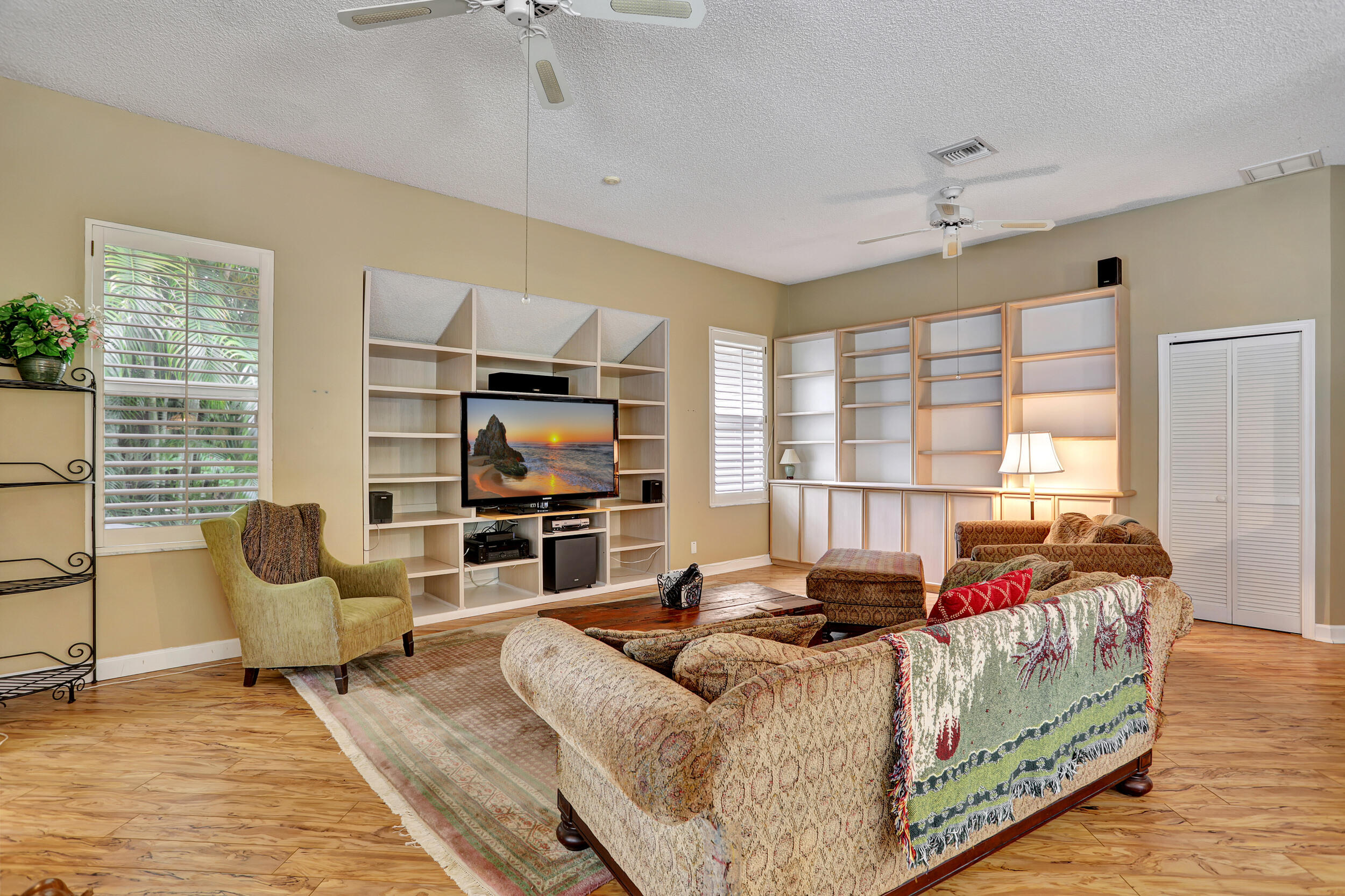 1140 Southwest 21st Lane Boca Raton, FL 33486 - Photo 23 of 73 22227465