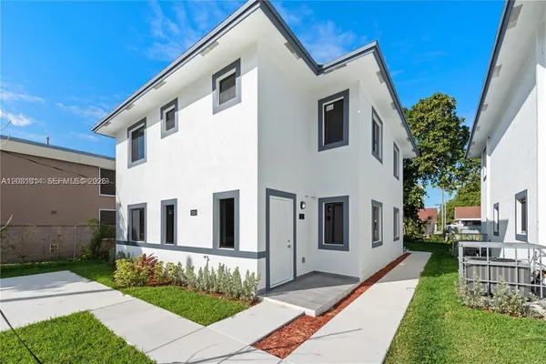 $3,100 | 2243 Northwest 50th Street, Unit 2, Miami, FL 33142