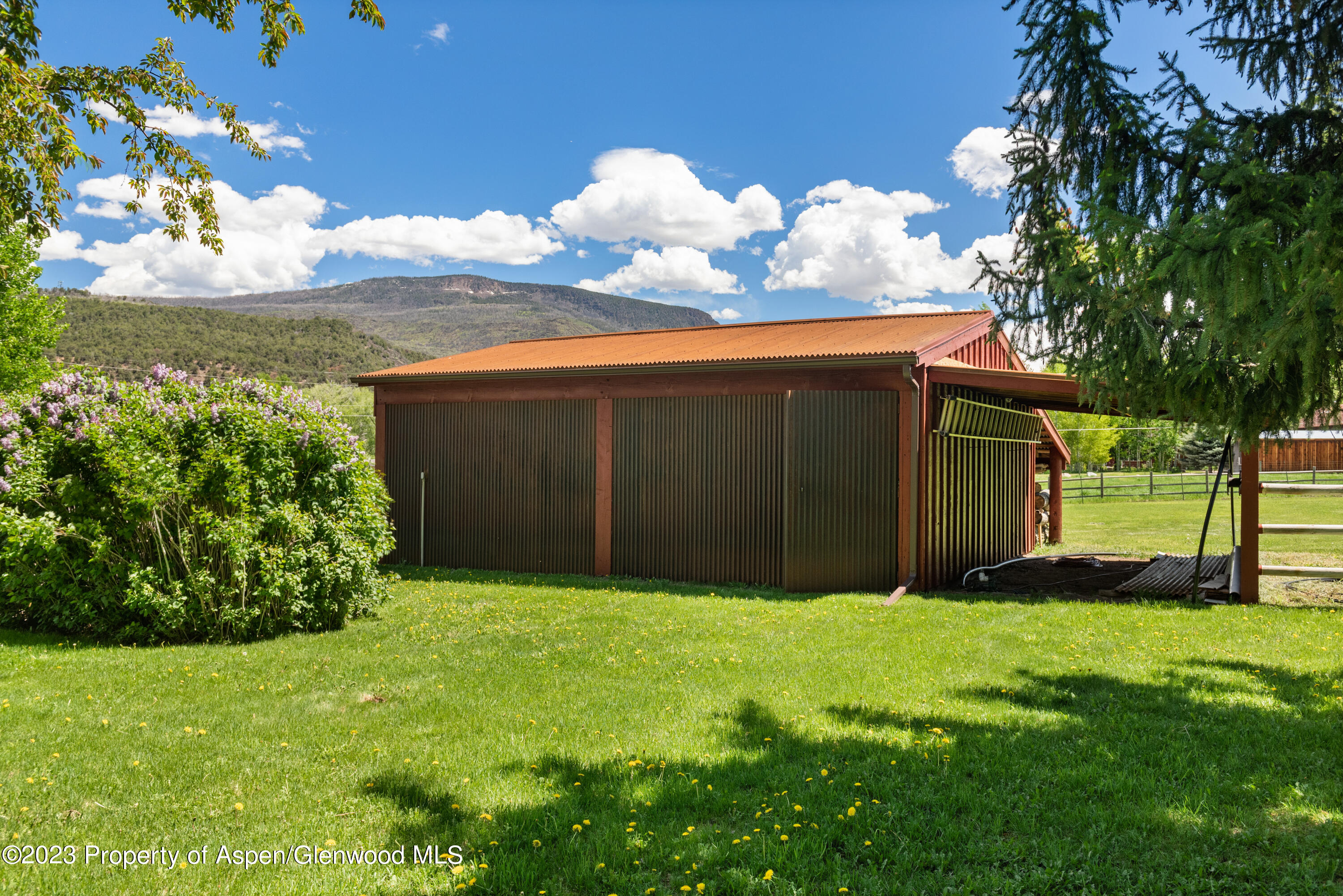 210 Horseshoe Drive Basalt, CO 81621 - Photo 43 of 52 a view of a backyard of the house