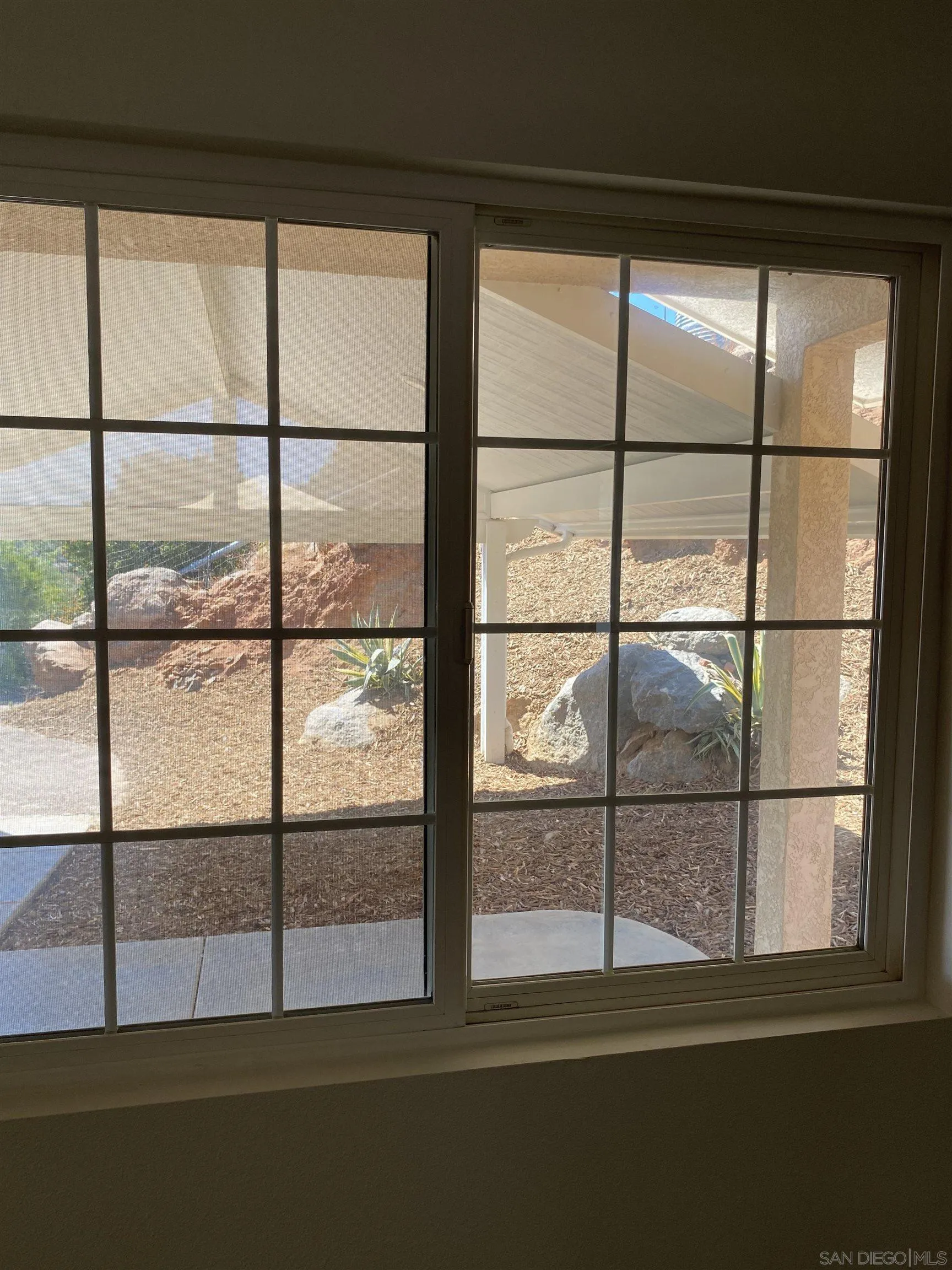 15648 Broad Oaks Road El Cajon, CA 92021 - Photo 6 of 28 Gallery Image 6