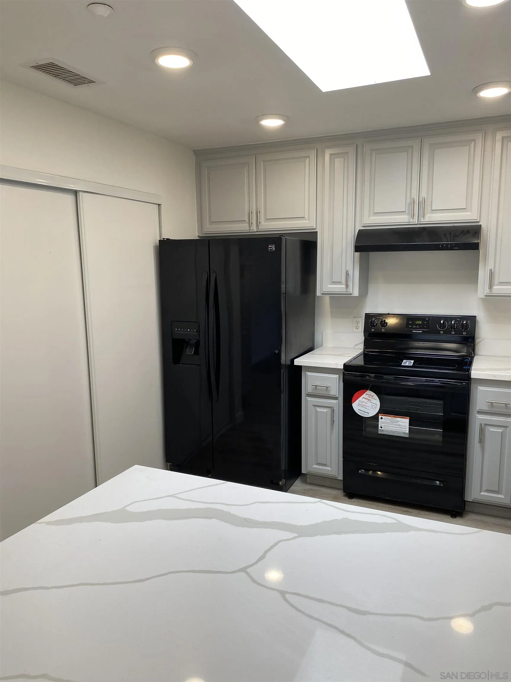 15648 Broad Oaks Road El Cajon, CA 92021 - Photo 10 of 28 Gallery Image 10