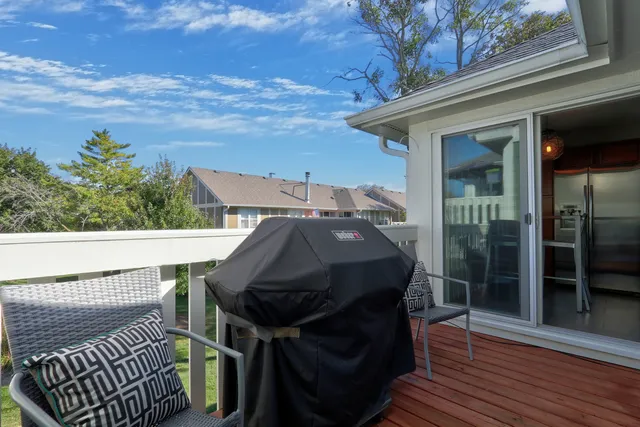 $2,350 | 215 Coventry Circle, Unit 215, Vernon Hills, IL 60061