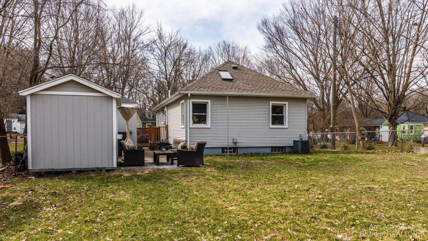 1820 Chandler Road Ann Arbor, MI 48105 - Photo 32 of 39 Photo 32