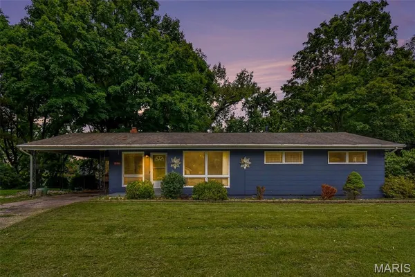 $250,000 | 10866 Mercer Court, St. Ann, MO 63074