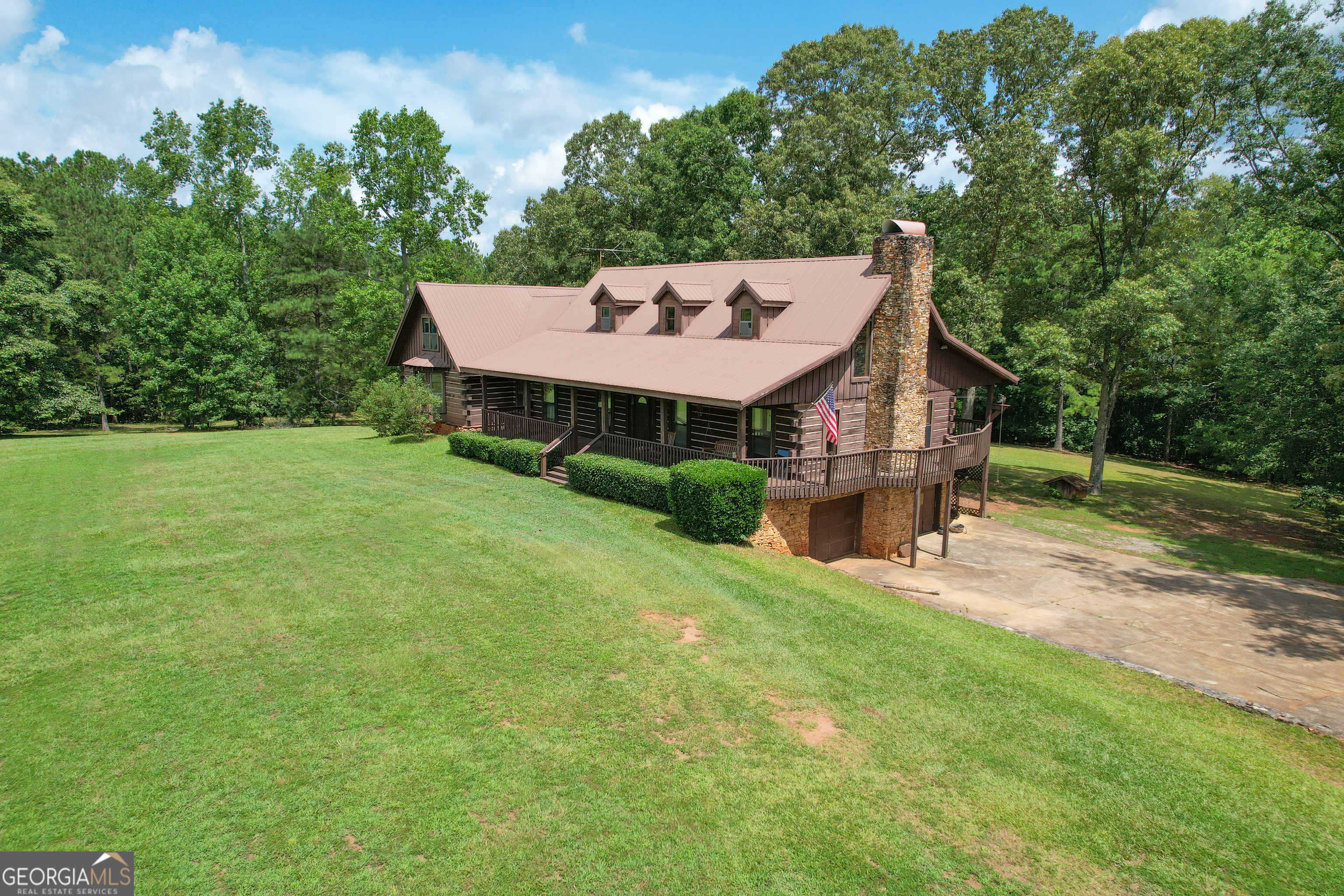 305 West Drive Roopville, GA 30170 - Photo 8 of 70 an aerial view of a house