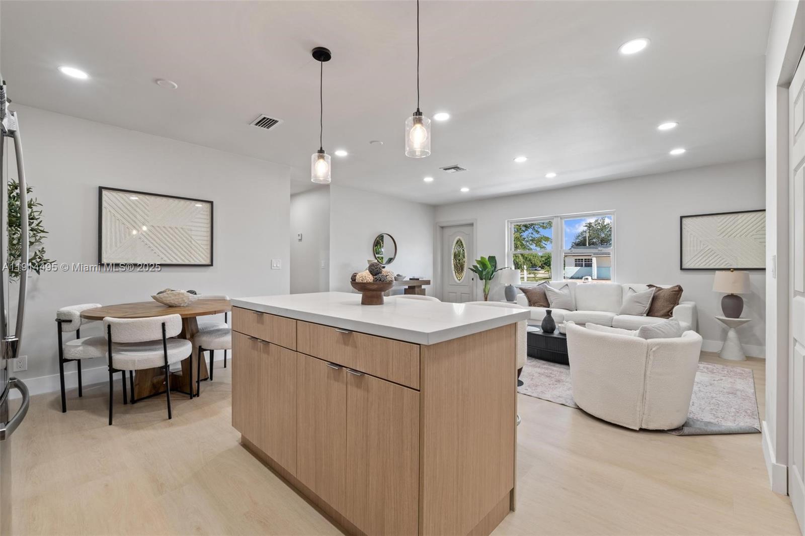 511 Southwest 72nd Avenue North Lauderdale, FL 33068 - Photo 11 of 28