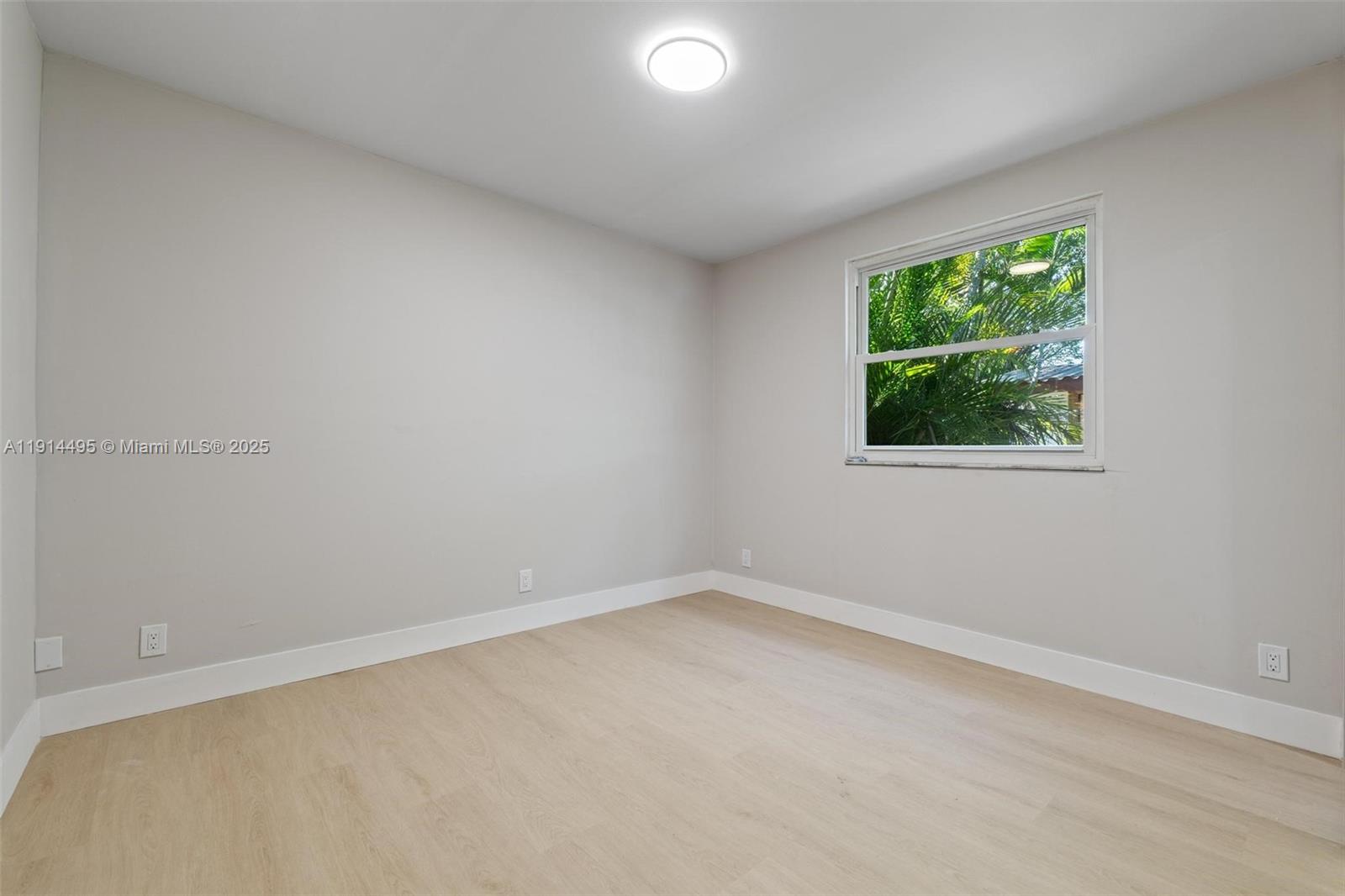 511 Southwest 72nd Avenue North Lauderdale, FL 33068 - Photo 20 of 28