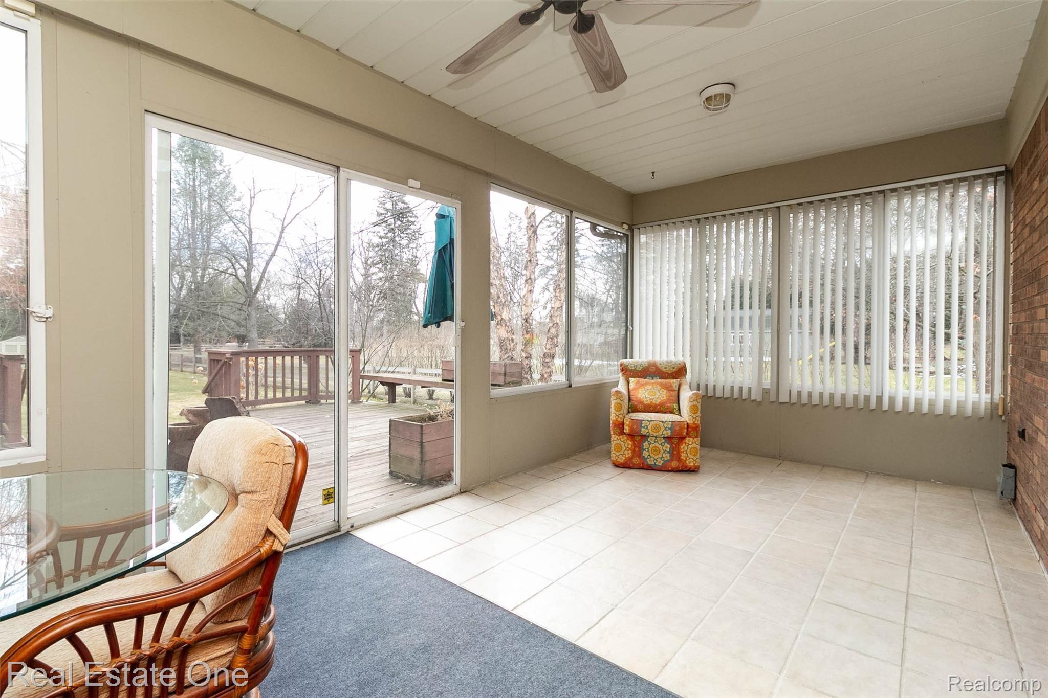 1255 Seville Road Rochester, MI 48309 - Photo 25 of 58 25.jpg