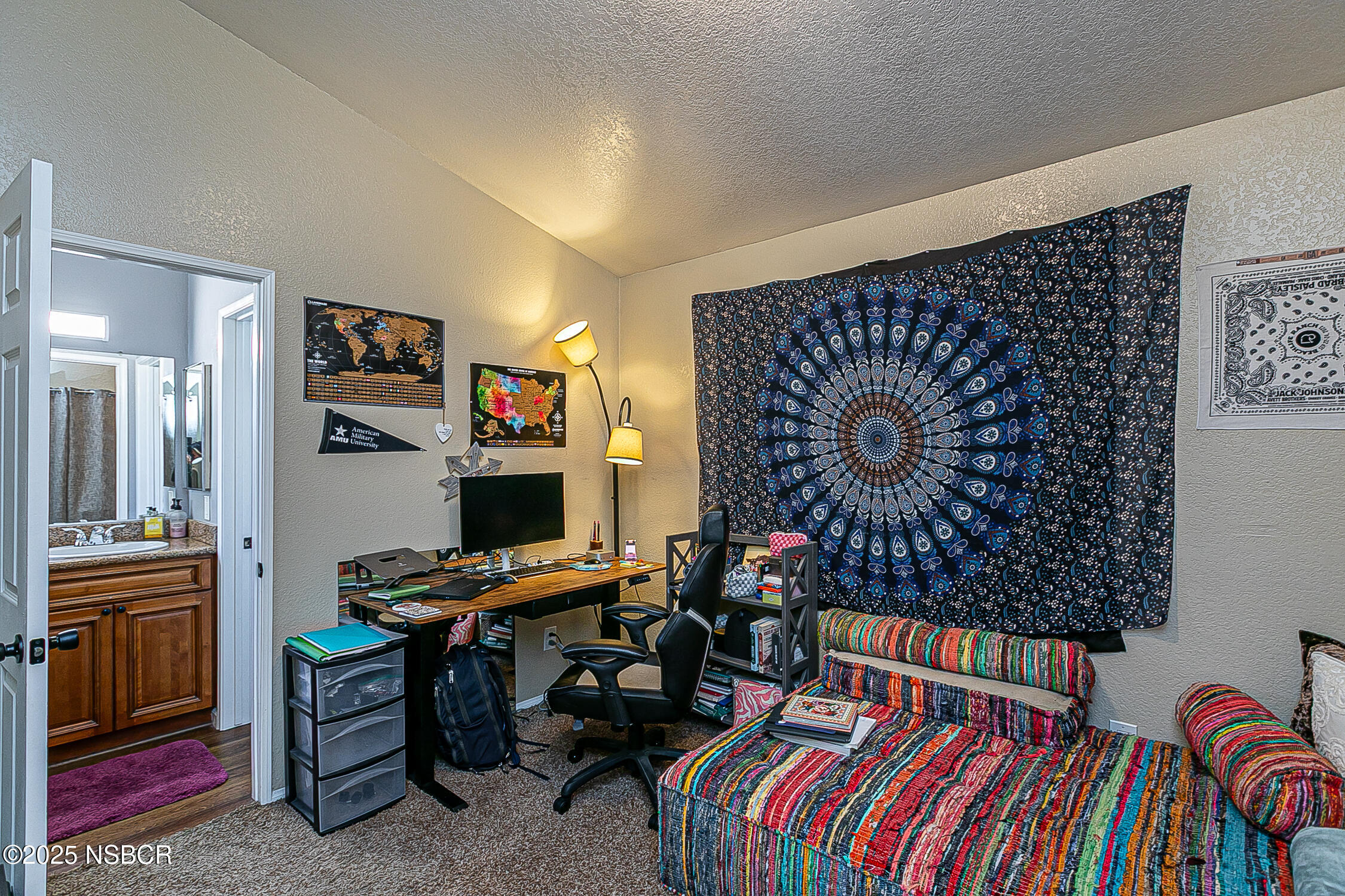 1320 Marigold Way Lompoc, CA 93436 - Photo 27 of 42 a view of a workspace with furniture