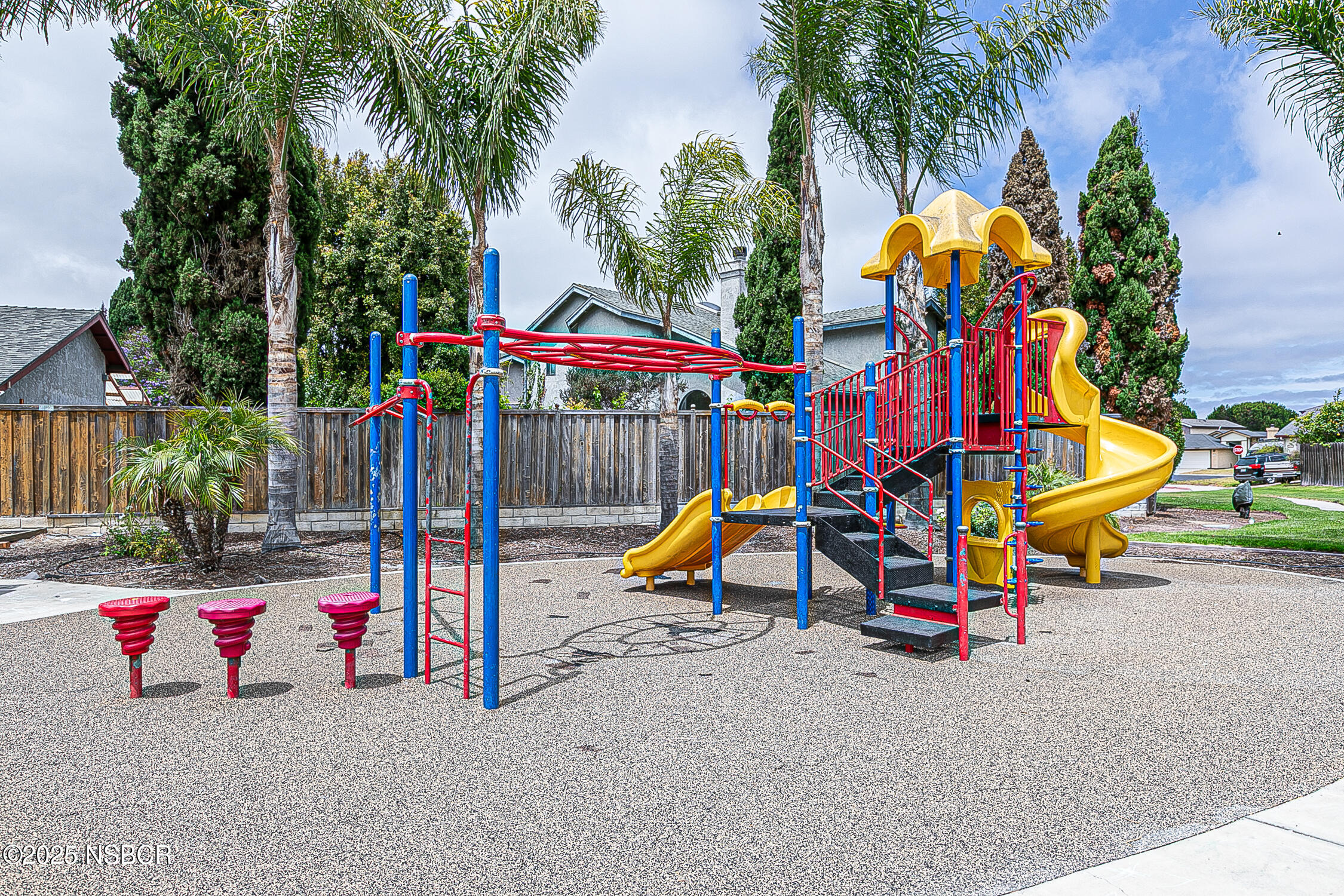 1320 Marigold Way Lompoc, CA 93436 - Photo 41 of 42 a view of outdoor space with garden