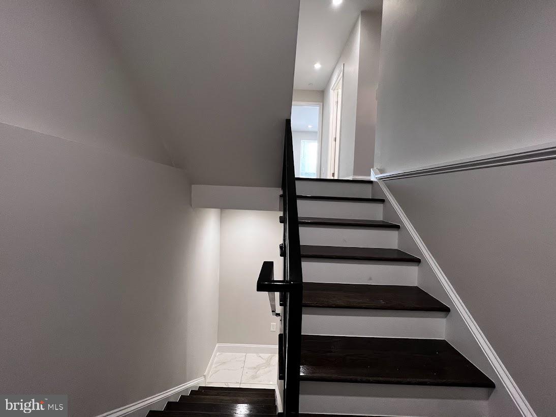 1703 South 22nd Street, Unit 1 Philadelphia, PA 19145 - Photo 16 of 39