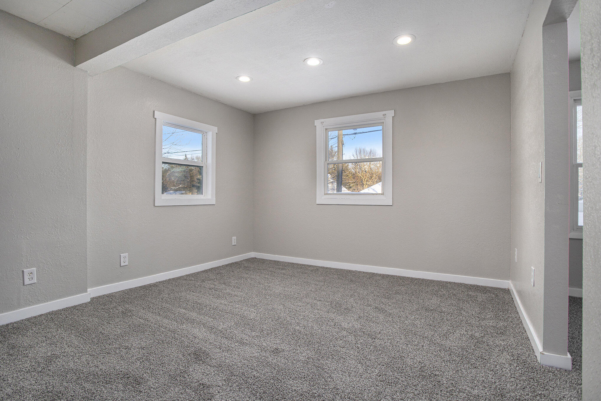 233 Reynolds Road Springfield, MI 49037 - Photo 8 of 17 Primary Bedroom