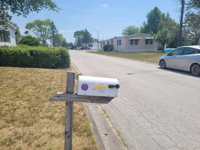 $12,500 | 10 Meadowlark Lane, Beecher, IL 60401