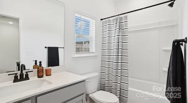 $2,977 | 9100 Bluedale Road, Unit SERENITY, Charlotte, NC 28216