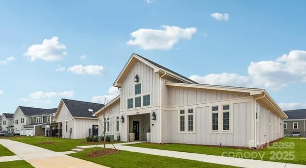$2,977 | 9100 Bluedale Road, Unit SERENITY, Charlotte, NC 28216