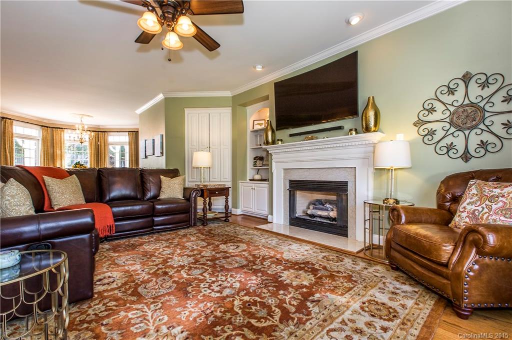 326 Sardis Pointe Road Matthews, NC 28105 - Photo 4 of 24 Gallery Image 4