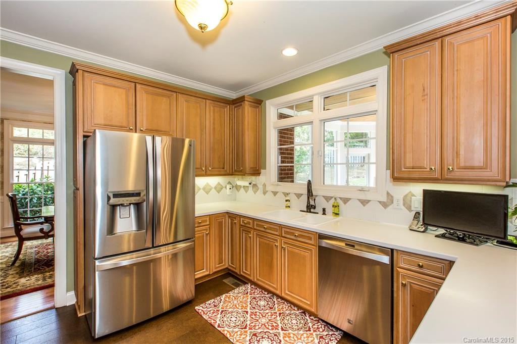 326 Sardis Pointe Road Matthews, NC 28105 - Photo 9 of 24 Gallery Image 9
