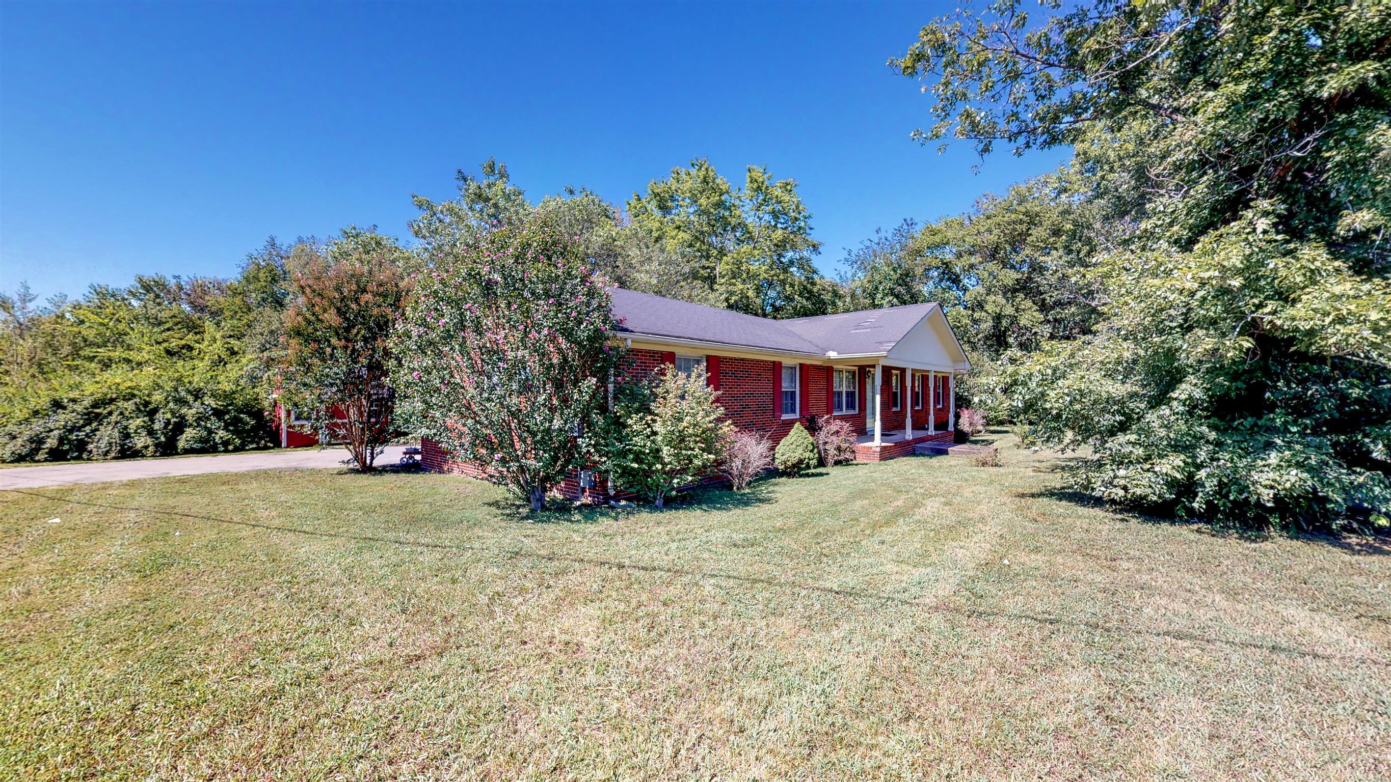 4672 Barfield Crescent Road Murfreesboro, TN 37128 - Photo 12 of 15 home sits on a nice large lot