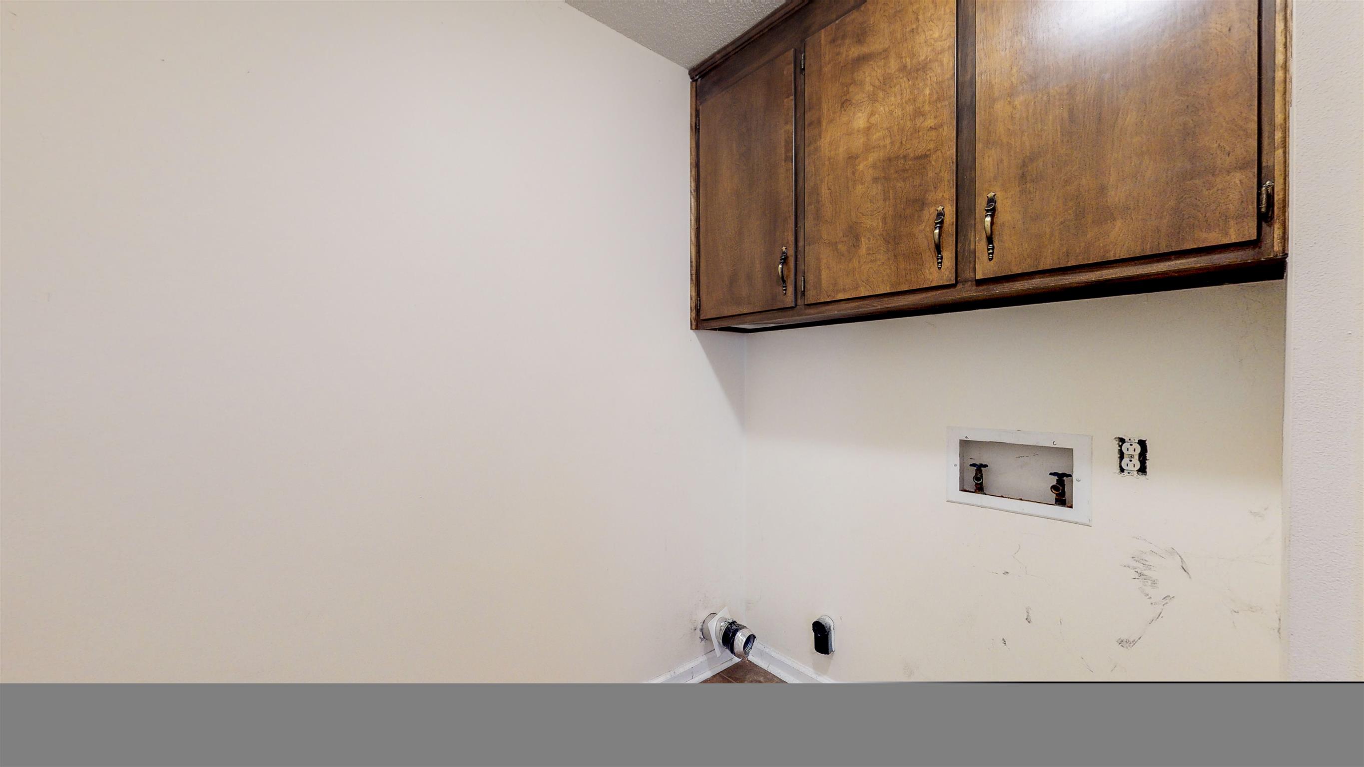 4672 Barfield Crescent Road Murfreesboro, TN 37128 - Photo 6 of 15 nice utility room