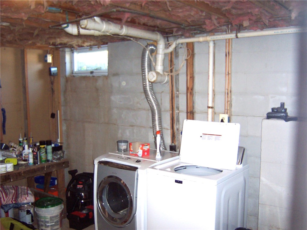 4024 Hulberton Road Murray, NY 14470 - Photo 18 of 24 Laundry Area