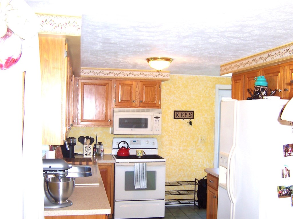 4024 Hulberton Road Murray, NY 14470 - Photo 4 of 24 Kitchen