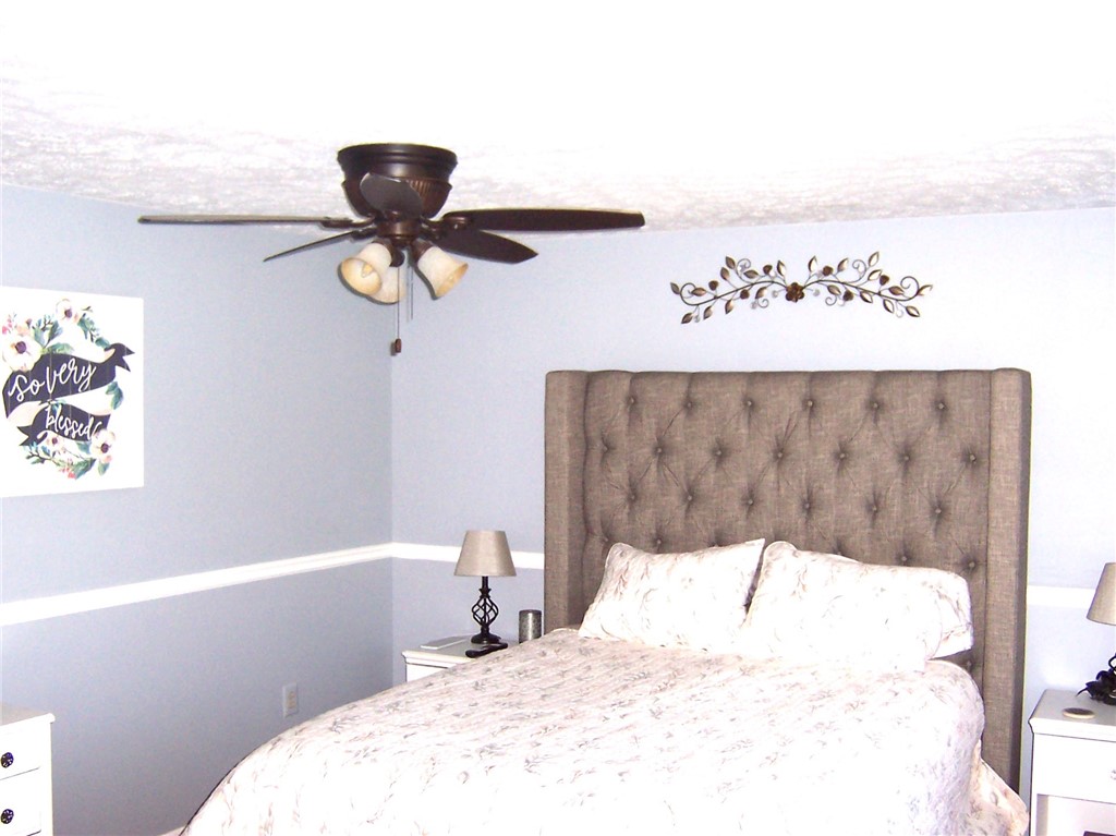 4024 Hulberton Road Murray, NY 14470 - Photo 10 of 24 Primary Bedroom